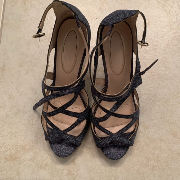 Kelley & Katie Selidia strappy 9.5 3” heels - Picture 9 of 12